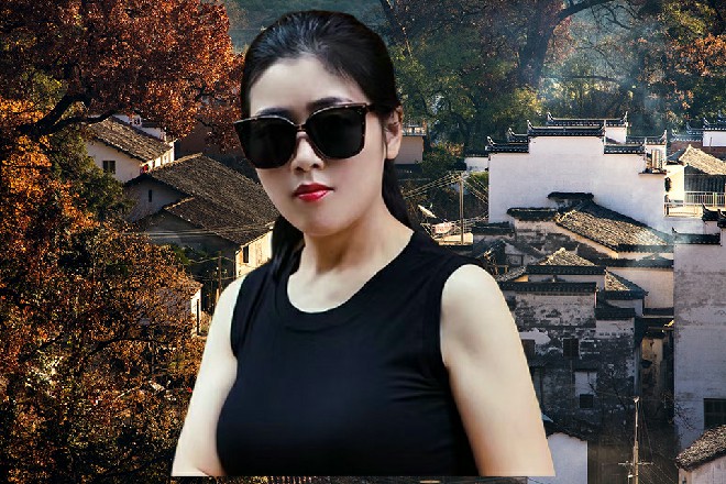 金阳在旁边听的有点热血沸腾，看来今晚得找个女人发泄一下