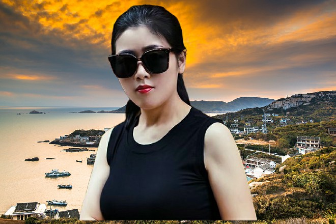 我给它喂了好多天材地宝，你看，它已经快成为四翅了