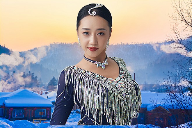 十六强比赛，选手埃隆·塔拉拉和选手伊轩，请做准备