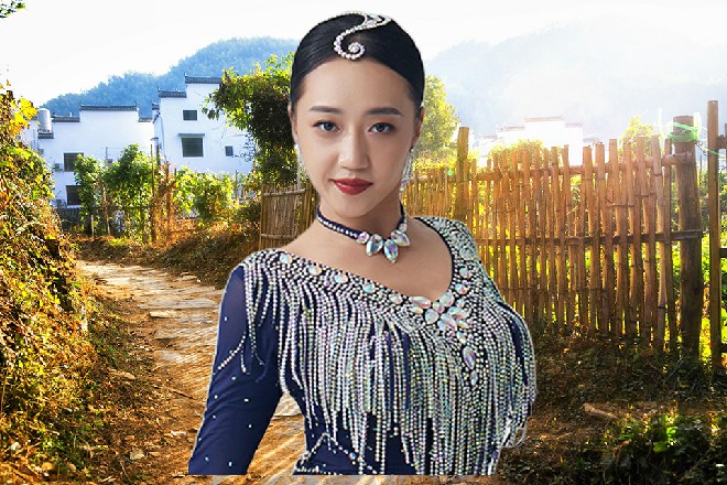 而若依已经没什么力气了，在骑士的搀扶下，才没有倒下