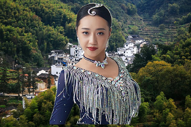 怎，怎么会，本大爷的手臂，竟然被一个凡人打断了