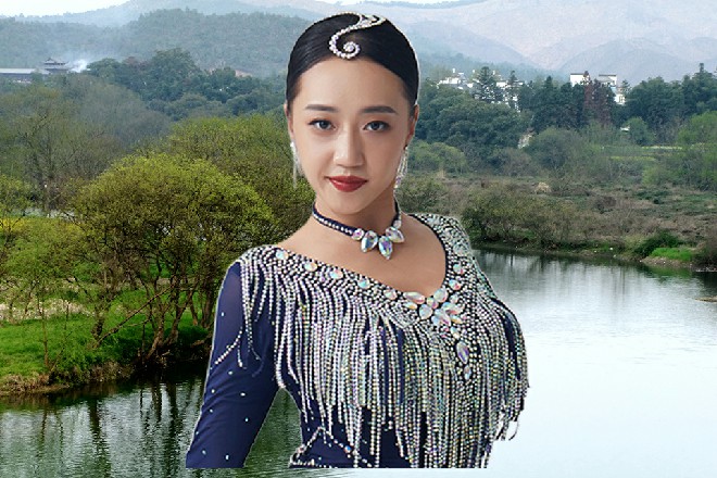 白志高又羞又怒，几个起落，消失在了其他人的视线当中