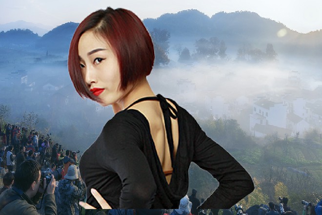 朱雀说着，手掌往下一压，那钟楼顿时倒扣着就落了下来