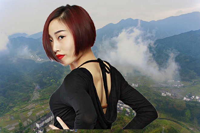 他话没说完，忽然眉头一皱，下意识地弹出一道音刃