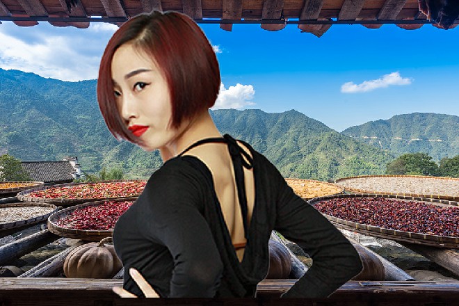 黄金帝王的声音如同闷雷一样，好像在整个修罗天响了起来