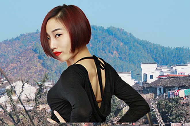 哦哪里不正常了只不过更换了一些特别的装备罢了