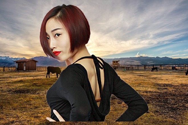 神刀门的高徒果然是厉害，来来来，坐下一块喝一杯