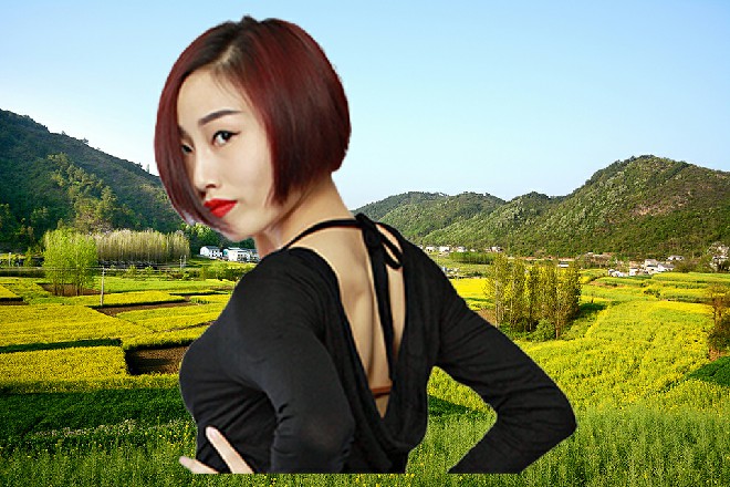 诺曦S只是微微往后仰了一下脖子，但一点伤害都没有