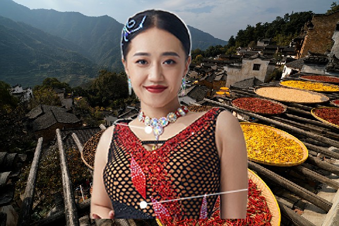 红色妖姬苦笑一声，只是在下最近受了些伤，实在是不太方便，