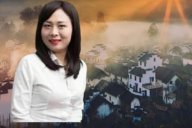 说着，力量从掌心爆发，气劲直接冲击在艾米利亚的身上