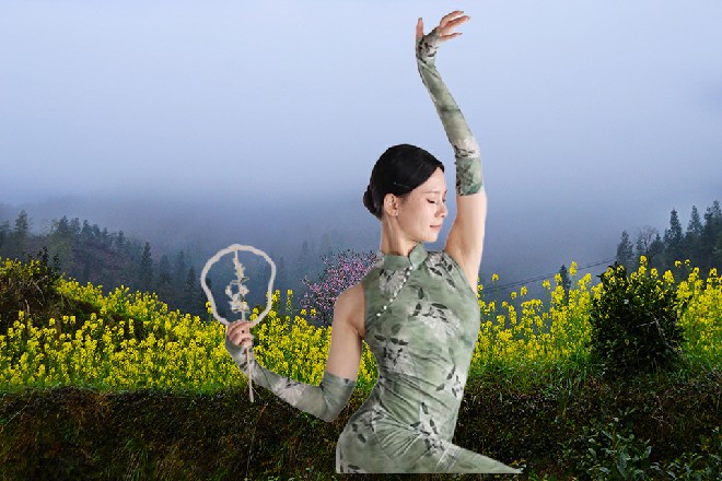 苗甜，这个自己回道H市之后，第一个深交的小姑娘