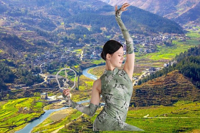 三把甩棍都弯了而裁决者身上连个伤都没有，安然无恙