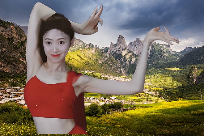 红色妖姬一回身，伸出一只手，用手掌就挡住了那皮夹克的脑袋