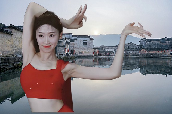 黑金刚这一撞真的把猴子给撞飞出去，这已经是第二击了