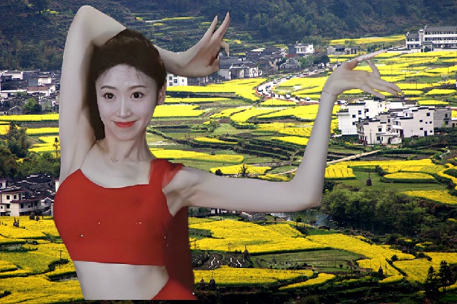 龙娇娇看着自己倔强的弟弟，心疼的眼泪都要留出来了