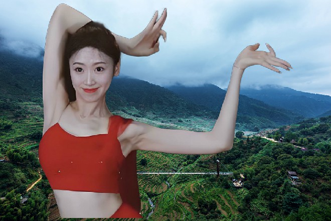 武皇恢复到之前的模样，重新整理着皇袍，喃喃说道