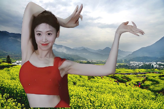 王再天弹了弹烟灰，打折他的两条腿，让他知道教训就行了