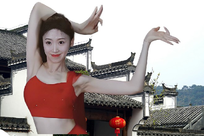 而苏曼s的头却轻轻往旁边一侧，仍然躲开了大源惠子的手刀