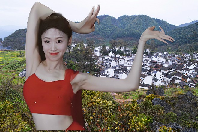 若依嘴角挂起笑容，头轻轻一侧，直接躲开了罗芙这一掌