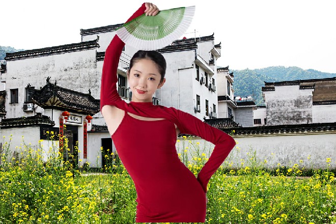 刚才嚷着给诺曦S串肉串的家伙，现在自己却被穿刺了