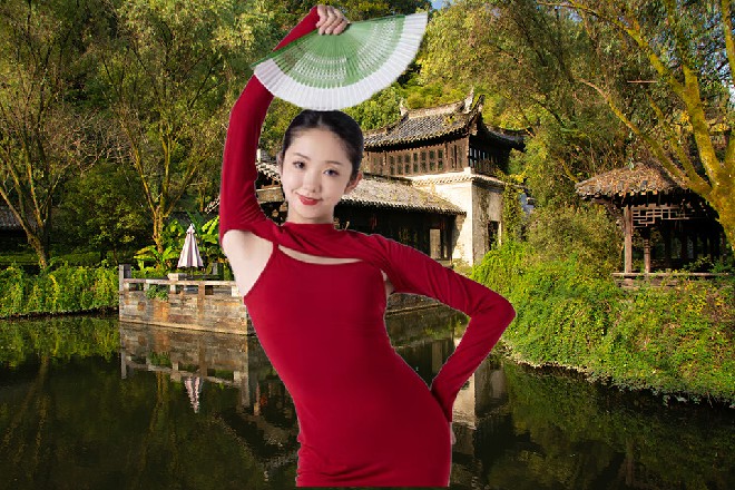 就在这时候，诺曦S站在了王玥身前，接下来交给我吧