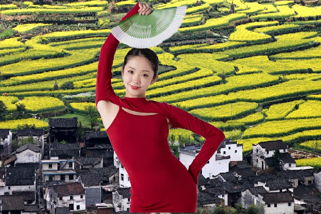 说十万黑海有点夸张了，毕竟现场还有不少是陈佳音的粉丝