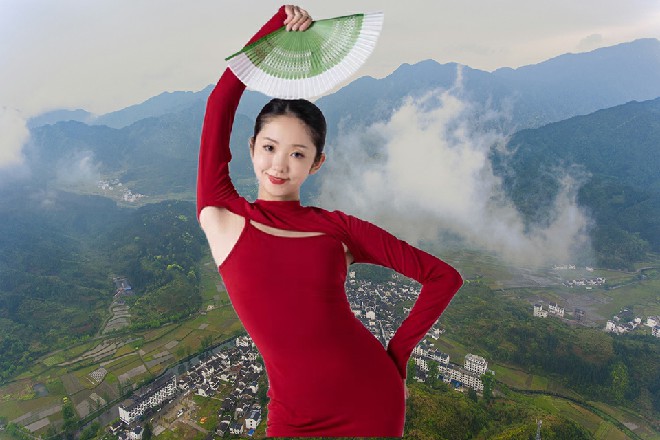 诺曦S说着，直接飞身上前，一巴掌向着龟王拍了过去