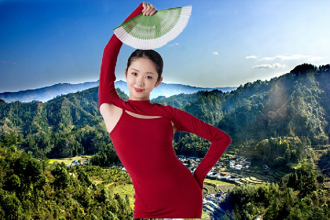 那圣教军战士胸口不断冒血，噗哧噗哧的，眼看是不活了