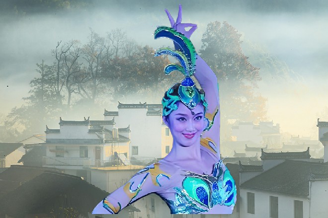 王玥对若依说道：我也相信你是无辜的，但你必须听我的