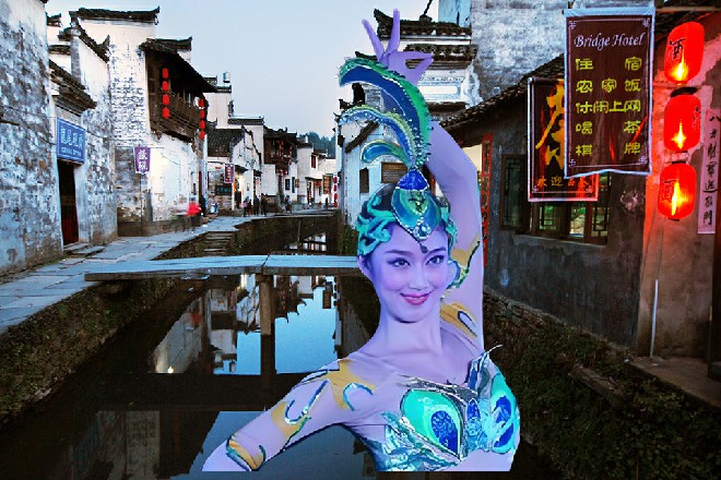 音乐越来越悠扬，诺曦S带着罗芙，缓缓跳着一支探戈