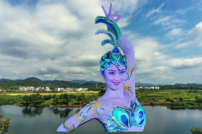 这架潜水艇直接飞了起来，一飞五米多高，远远离开了水面