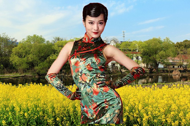 他的烧烤摊生意上来不少，顾客多了起码三倍，天天人满为患