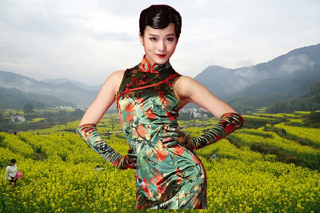 乔尼更是呆呆地坐在一边，脑袋顶上的头发好像更少了