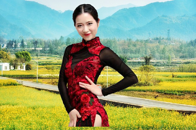 秦朝也有点吃惊，这个美女竟然是熊霸的老婆简直酷炫啊