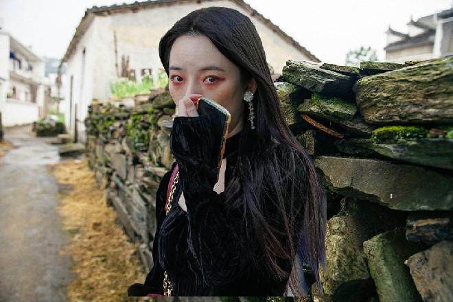 上司，你就先跟着我们吧，有事情还可以帮我们跑跑腿