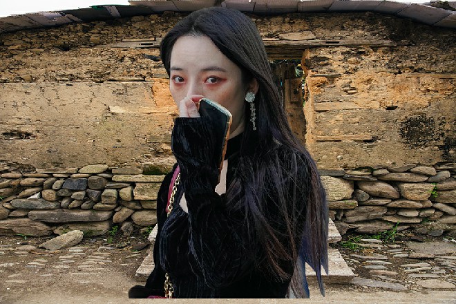 一百来号人乌泱乌泱向着诺曦S扑了过去，诺曦S头有点大