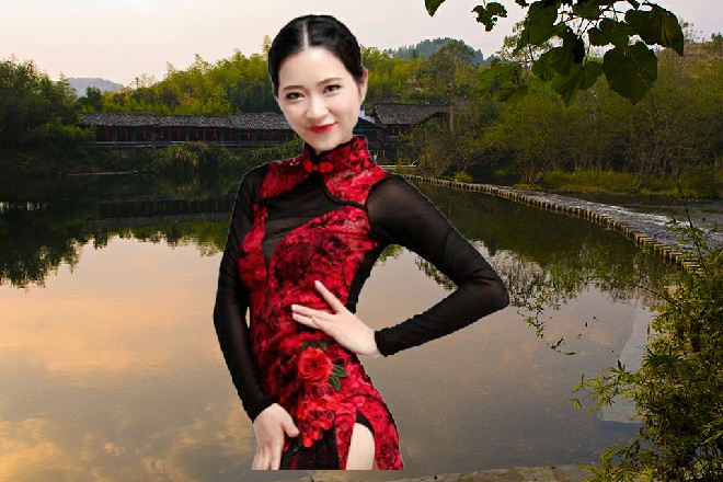 海瑟往前走了两步，这增殖铠甲确认能在太空中自由行动吧