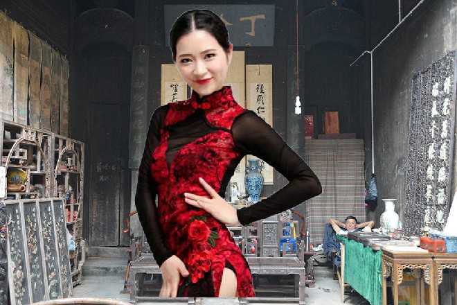 哎呀，肚子好像有点饿了，不如先找个地方吃点东西好了