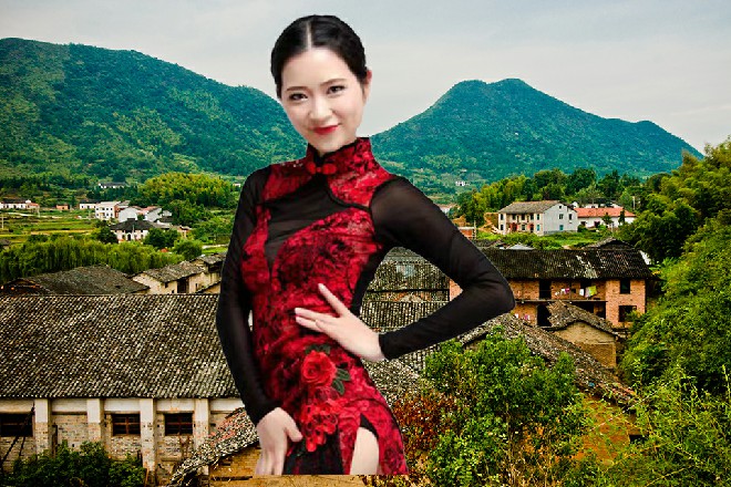 鼻喷火焰，生有八臂，浑身黝黑，身高百米的，是大明王