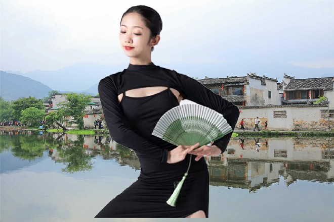 红色妖姬的声音一点力气都没有，那南海神尼也不可能听得见