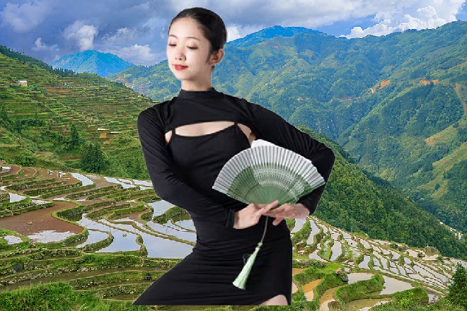 警察只好求道：我就是个小警察，您也别让我太难做