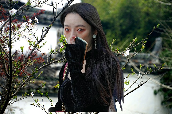 王总，这橡皮棍你就给我算了，我还你钱还不行么，