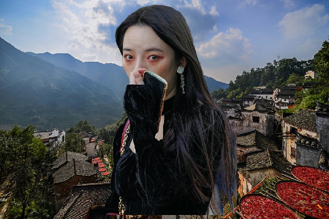 他双手收拢在腰间，体内的真气快速向着手掌上聚拢