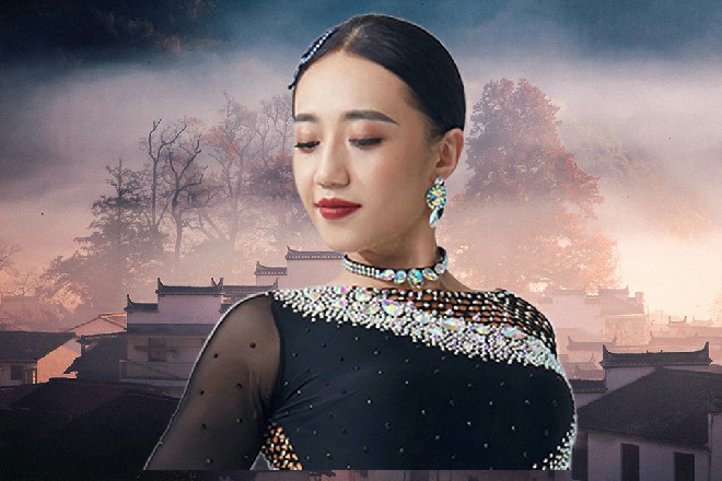 妹纸心里大骂抠鼻，脸上还得赔笑，墨爷真是大方那，