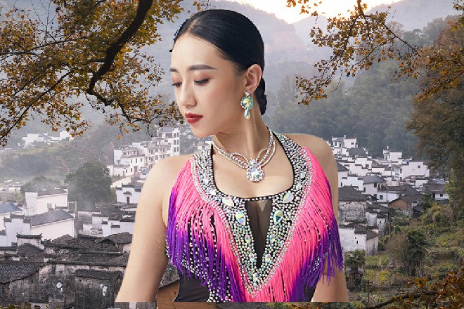 火崎柳云身为一个武士，他一直跟着断水流的大师学习刀法