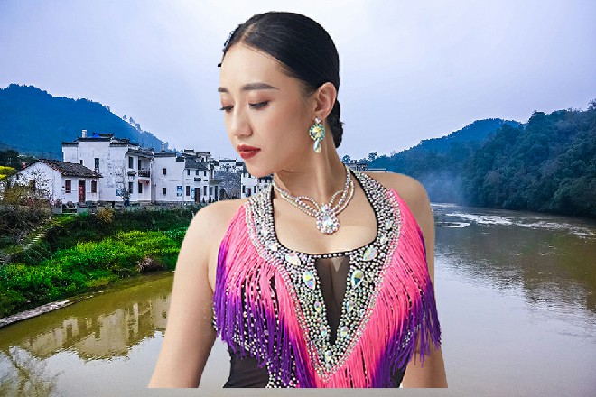 更何况，我们一人砍你一刀，你死了，我们也不会有多大责任