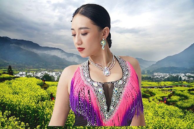 就是，神才能救我们你们这些魔鬼，恶魔的同伙，滚远点