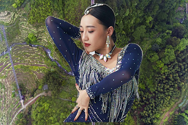 威廉也把持不住了，爆发了全部的力量，准备干掉雷丁