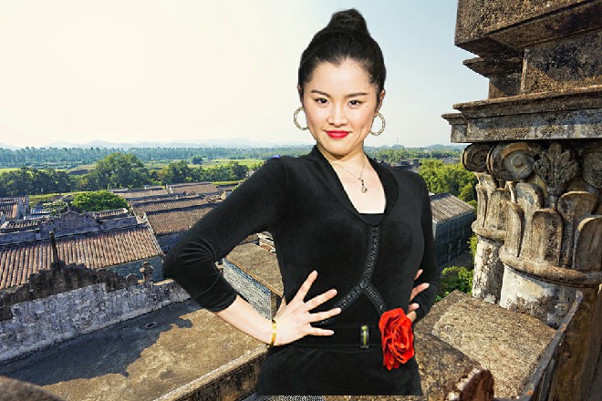 伊轩忍不住摇摇头，娜塔莎这个女人，真心不好处理啊