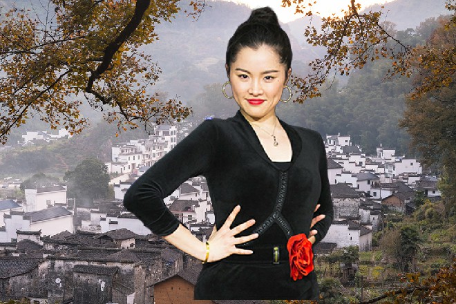 哪里的话，哪有兄弟一见面就打架的，你这小子就是性急